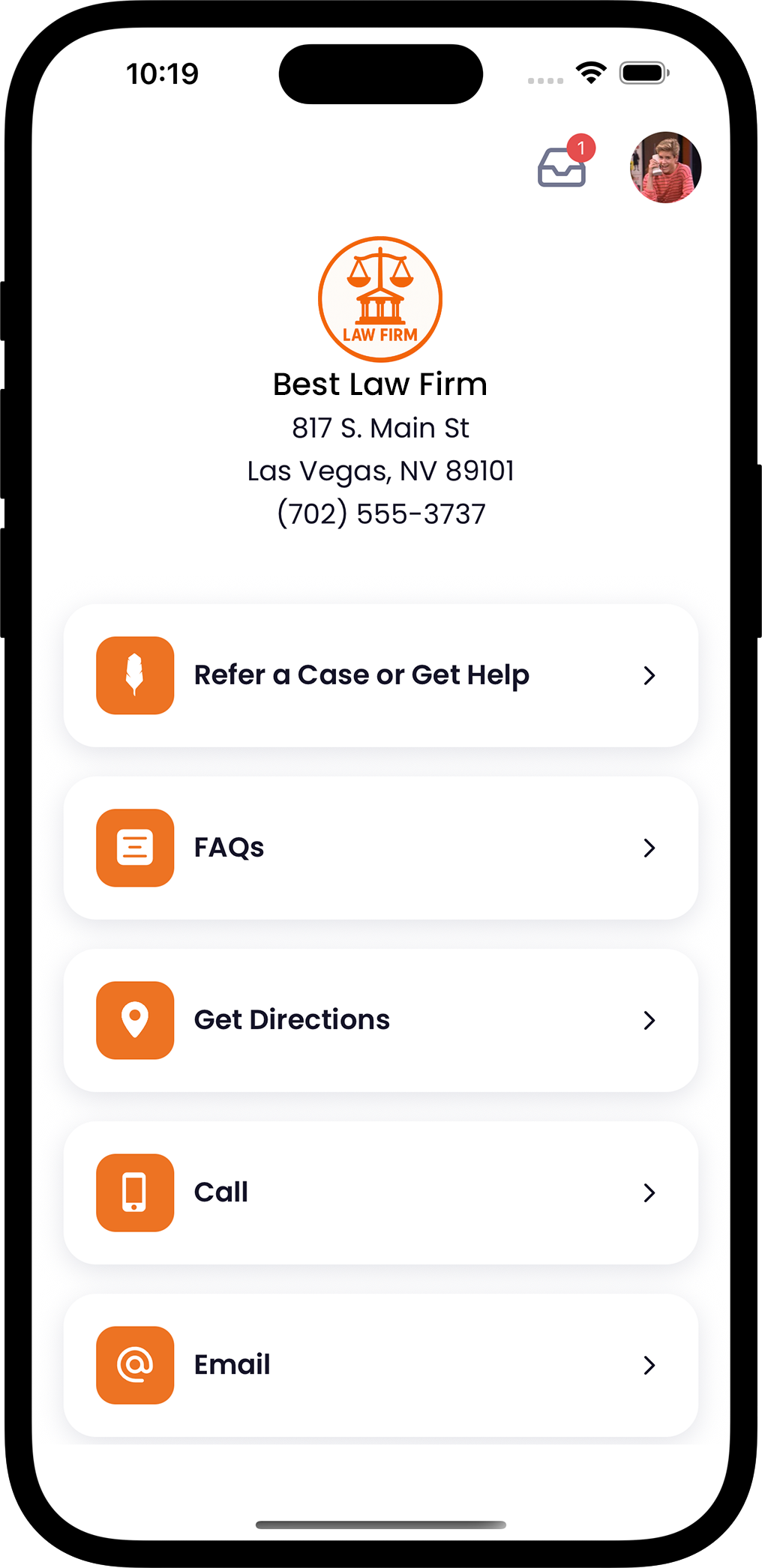 Mobile screen showing post-case view with firm info and contact options in the Quilia client app
